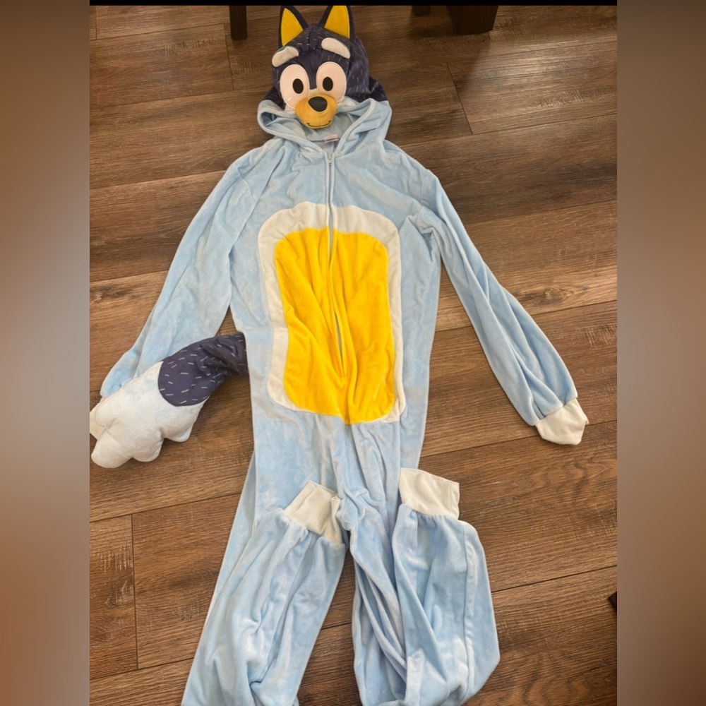 Men’s small / medium Bandit bluey onesie costume